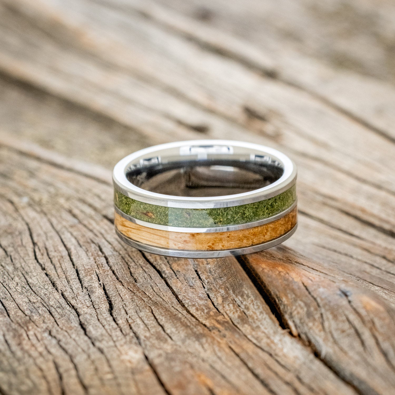 "DYAD" - MOSS & WHISKEY BARREL OAK WEDDING BAND-3