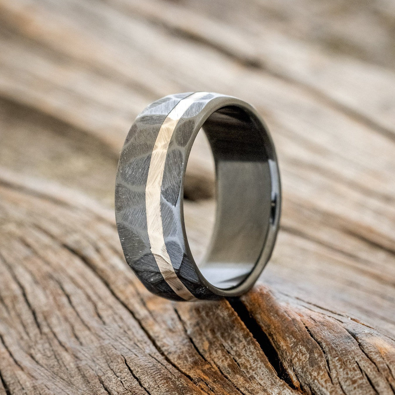 "VERTIGO" - FACETED WEDDING RING WITH A 14K GOLD INLAY-1