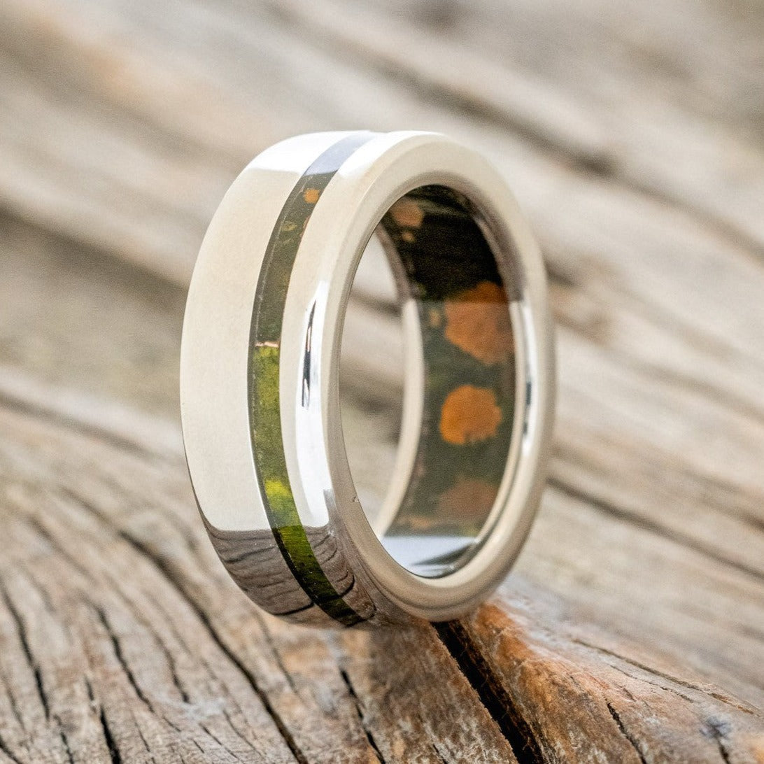 "VERTIGO" - MOSSY PATINA COPPER INLAY & LINING WEDDING RING-1