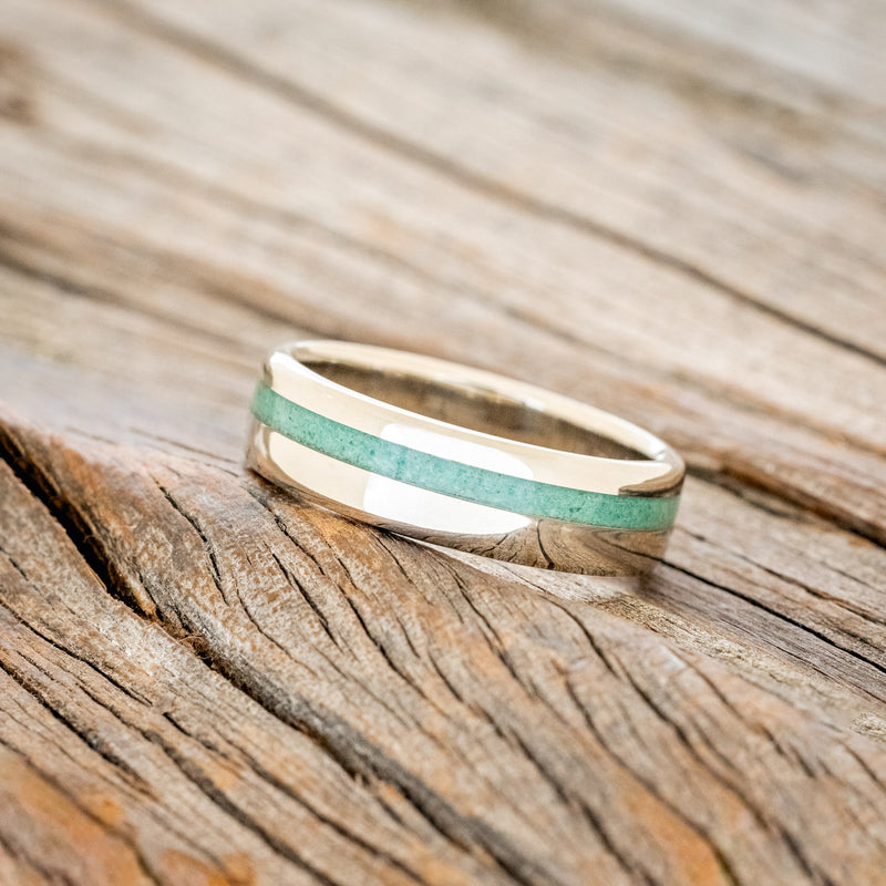 "VERTIGO" - MALACHITE WEDDING RING FEATURING A 14K GOLD BAND-8