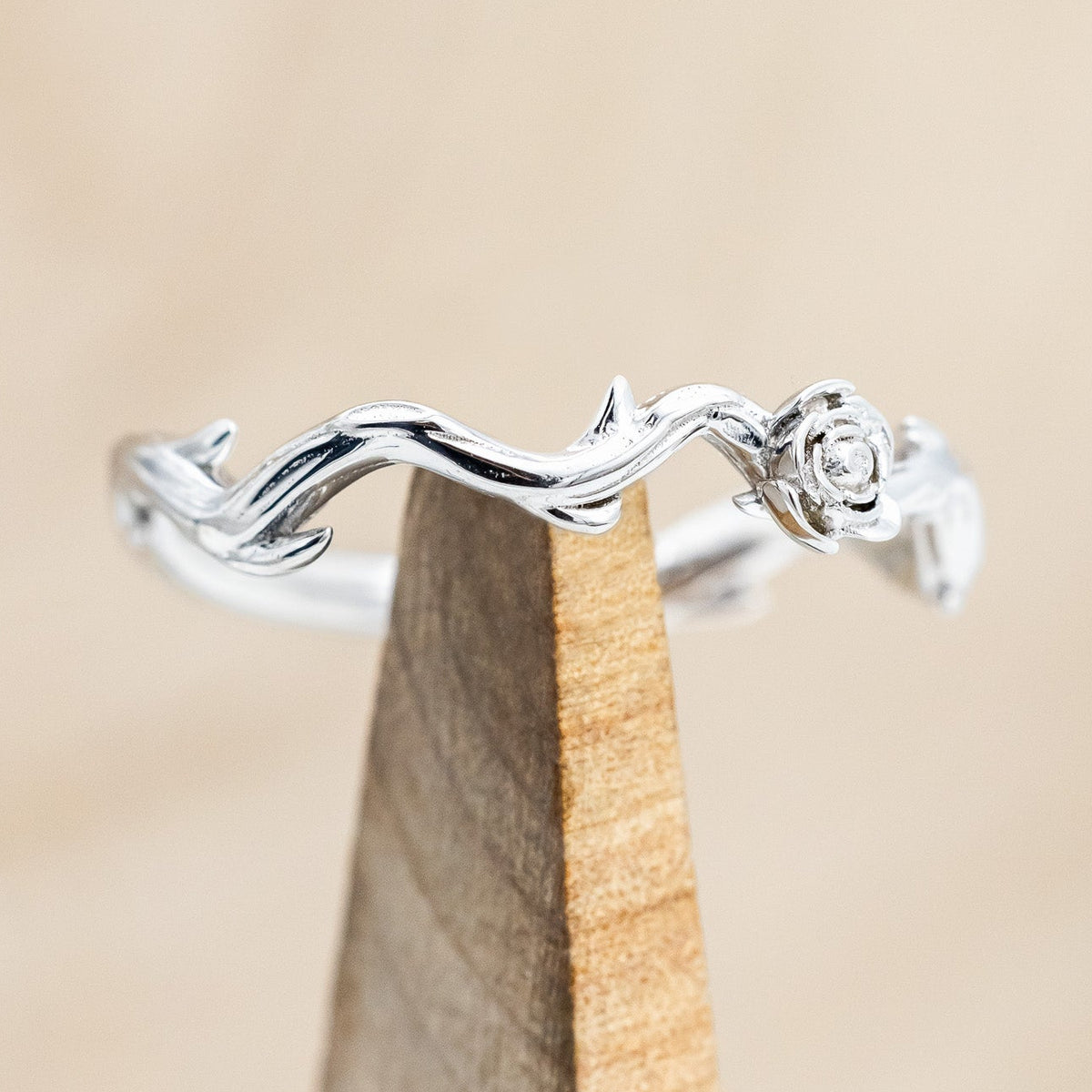"ARTEMIS ON THE VINE DIVINE" - PEAR CUT MOSS AGATE ENGAGEMENT RING WITH DIAMOND ACCENTS & A "BRIAR" TRACER-Staghead Designs
