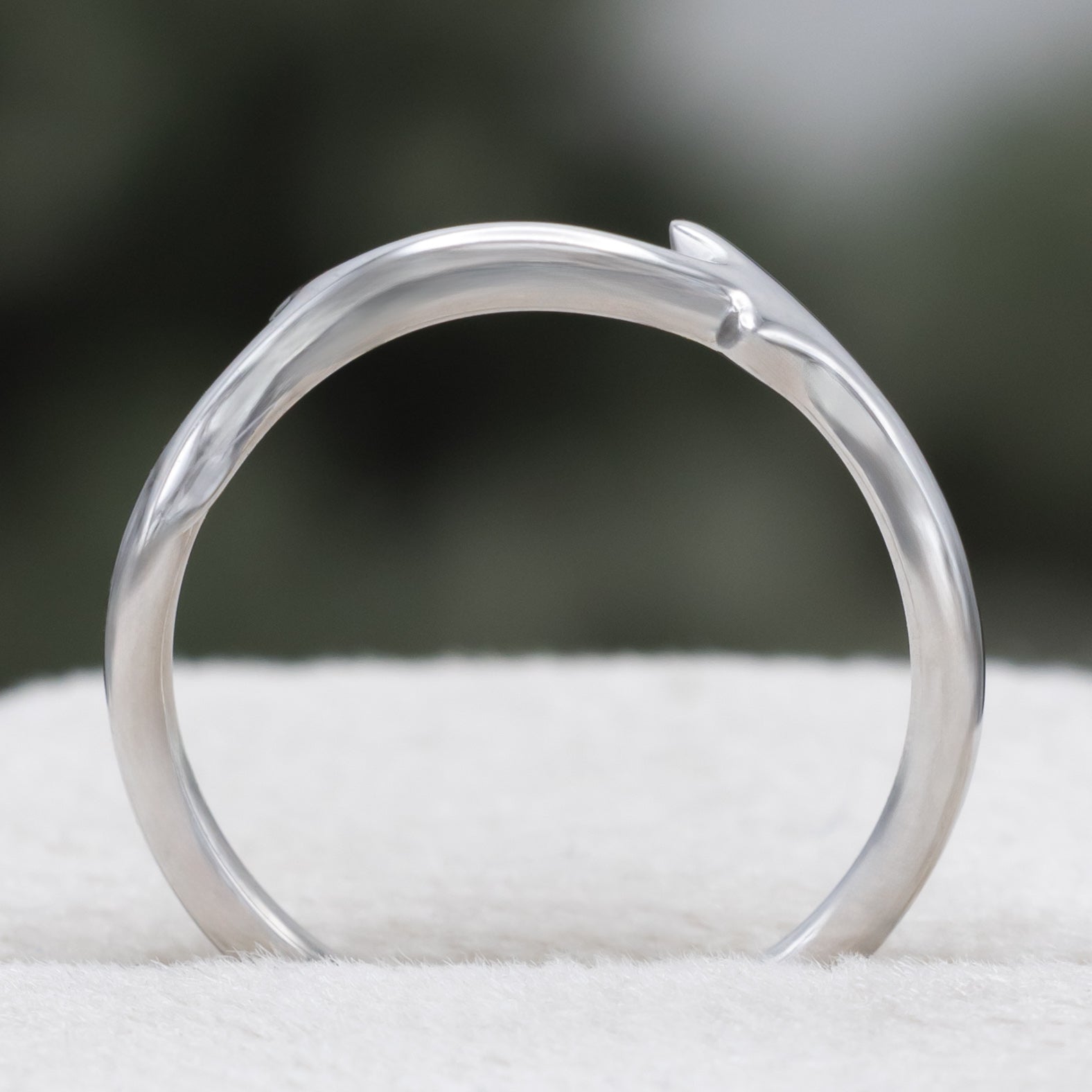 "Artemis" - Round Cut Moissanite Engagement Ring With An Antler Style Stacking Band