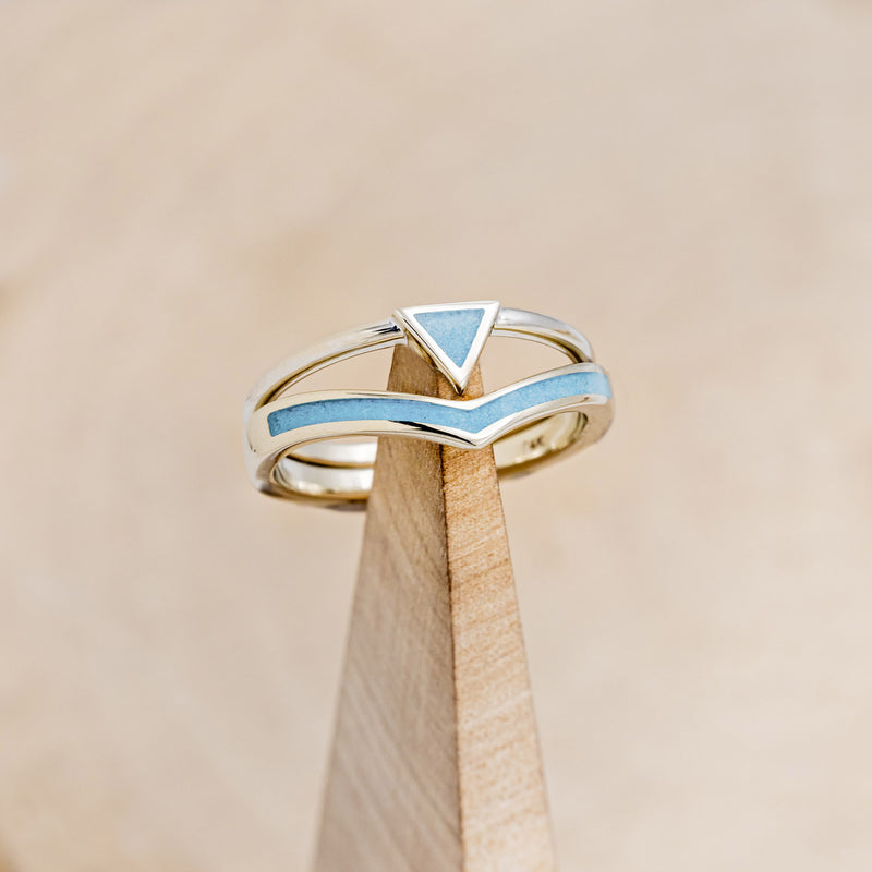 "ATLANTIS" - TRIANGLE TURQUOISE ENGAGEMENT RING WITH V-SHAPED TURQUOISE TRACER