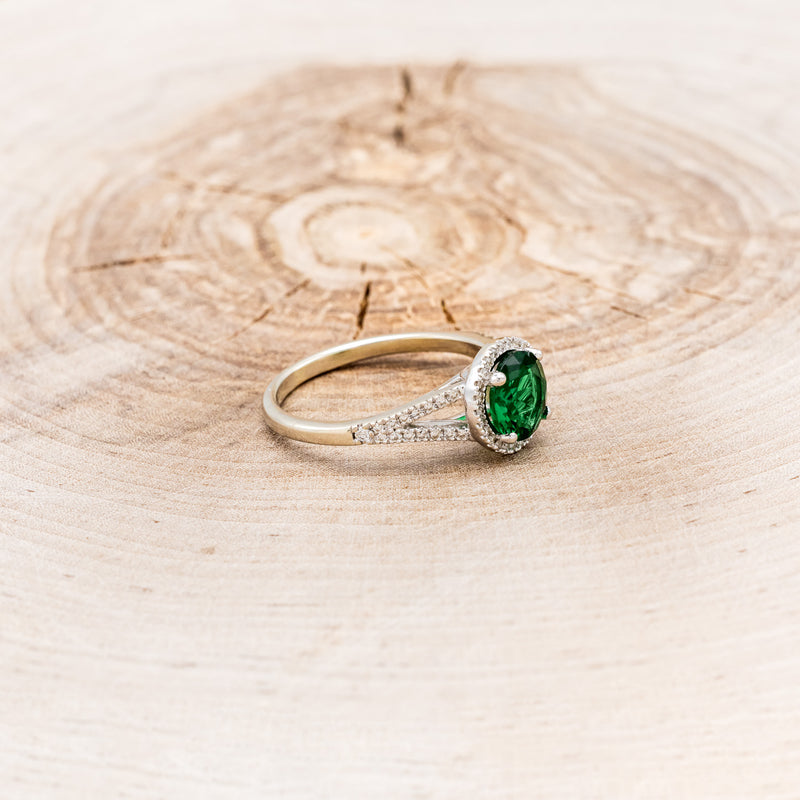 "AURA" - BIRTHSTONE RING WITH A LAB-GROWN EMERALD CENTER STONE & DIAMOND ACCENTS