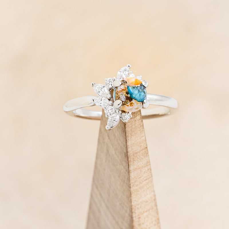 "AURAE" - ROUND CUT SPINY OYSTER TURQUOISE ENGAGEMENT RING