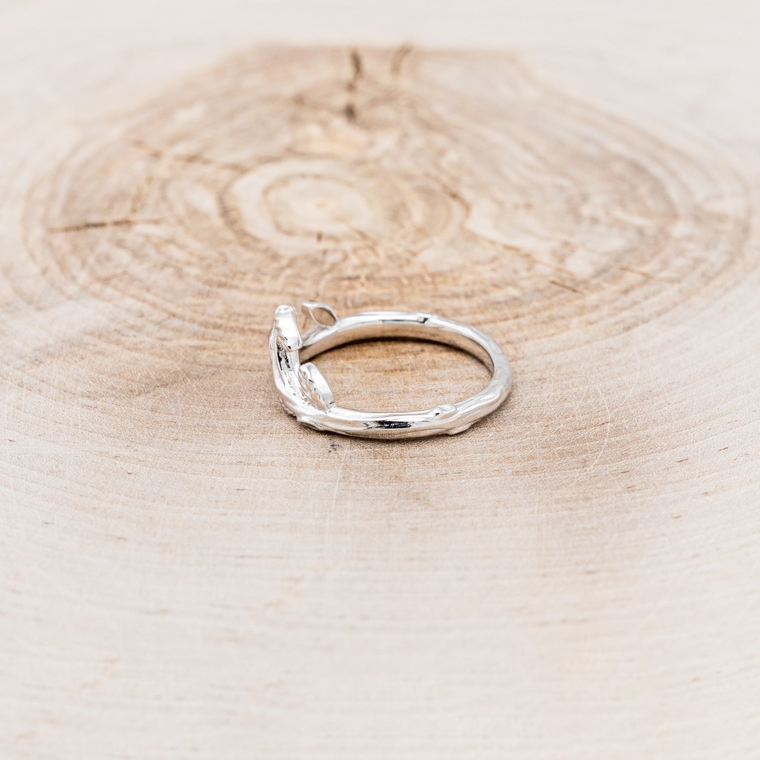 "MIRABEL" - BEZEL SET LAB-GROWN ALEXANDRITE ENGAGEMENT RING WITH BRANCH-STYLE TRACER-15