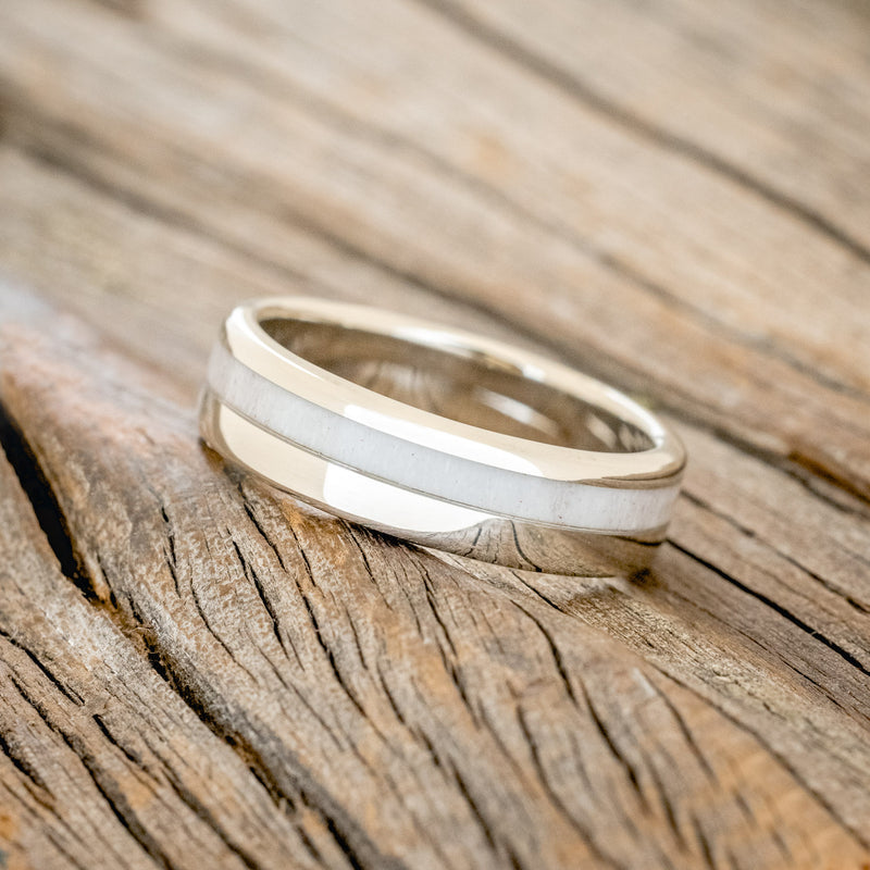 "CASTOR" - ANTLER WEDDING RING FEATURING A 14K GOLD BAND-5