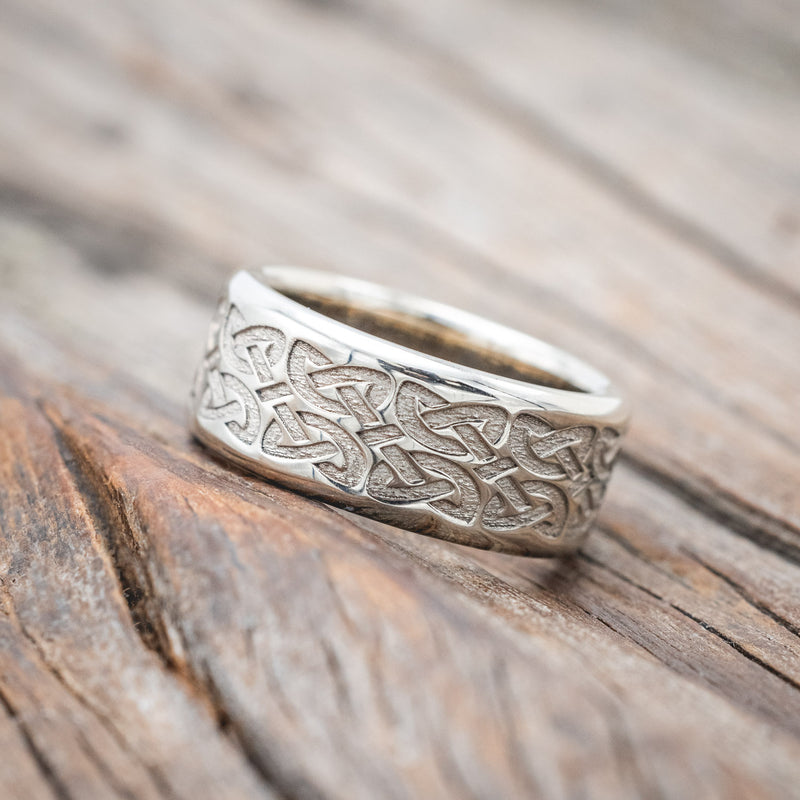 CELTIC LOVE KNOT ENGRAVED WEDDING BAND-Staghead Designs