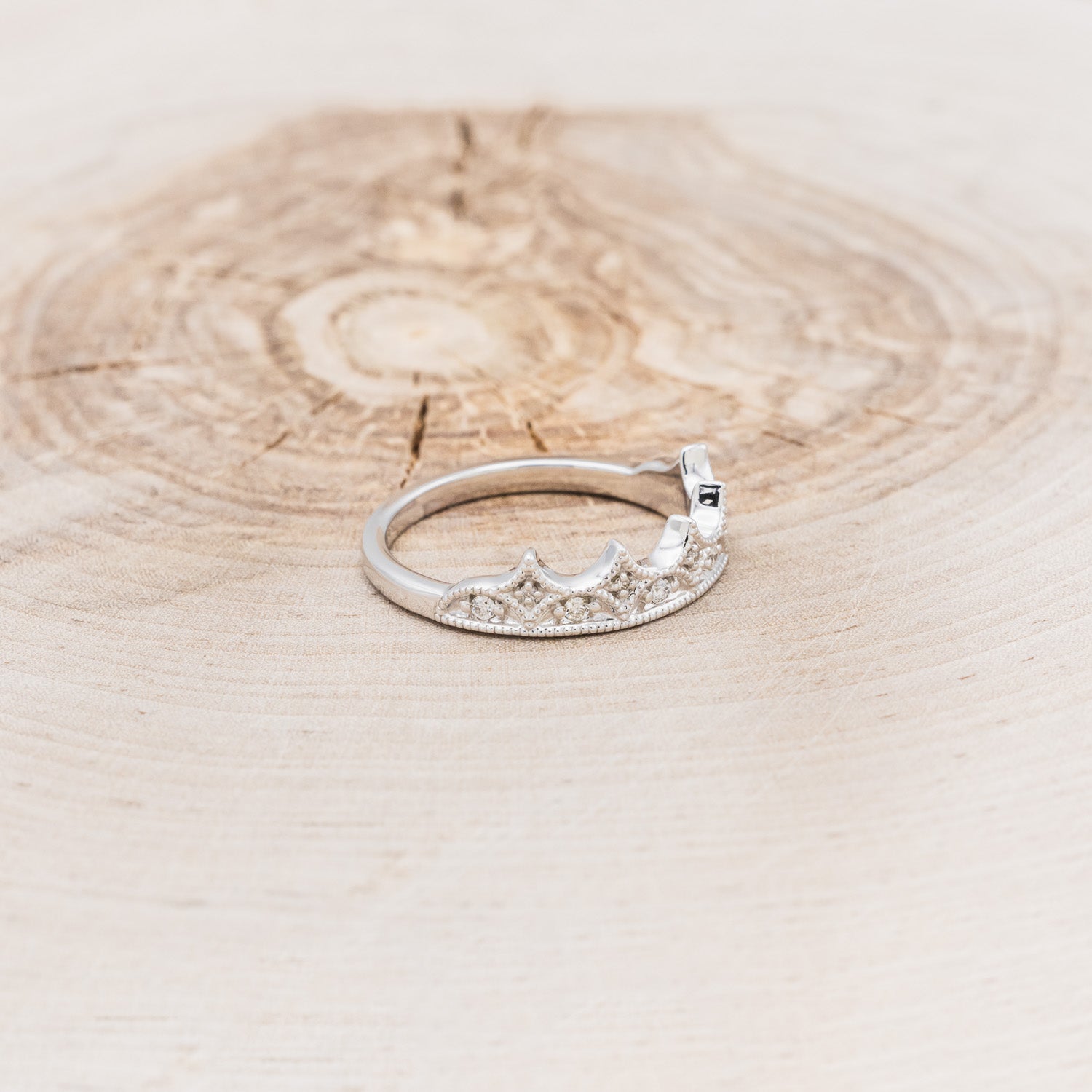 CROWN INSPIRD DIAMOND RING-8