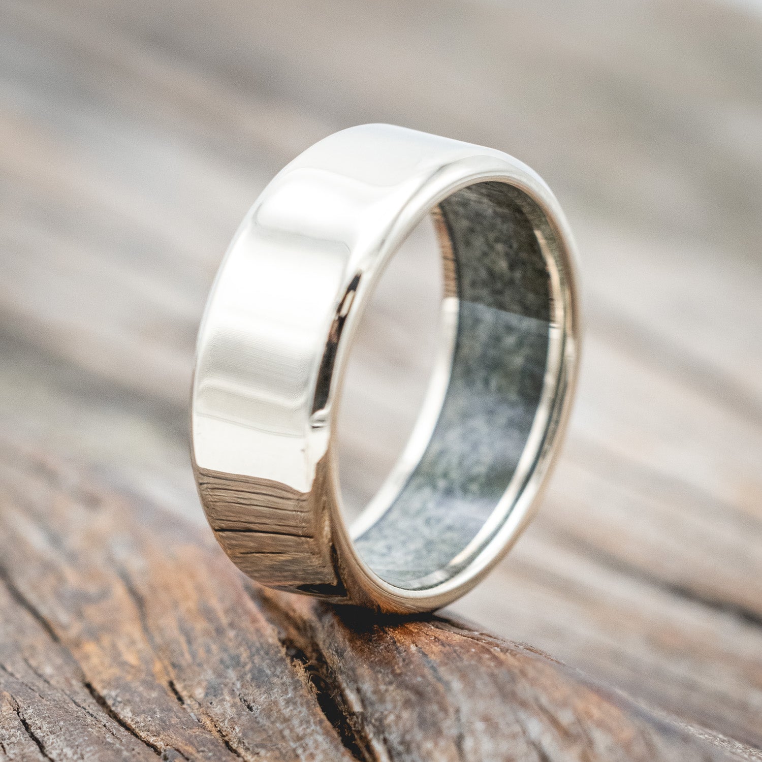 CRUSHED MOSS AGATE LINED WEDDING BAND-Staghead Designs