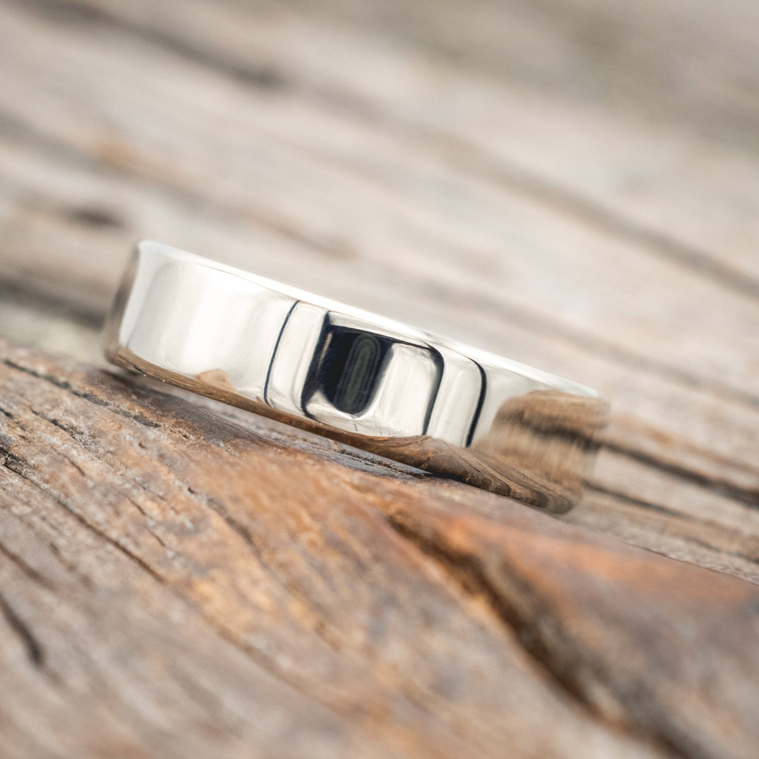 CRUSHED MOSS AGATE LINED WEDDING BAND-Staghead Designs