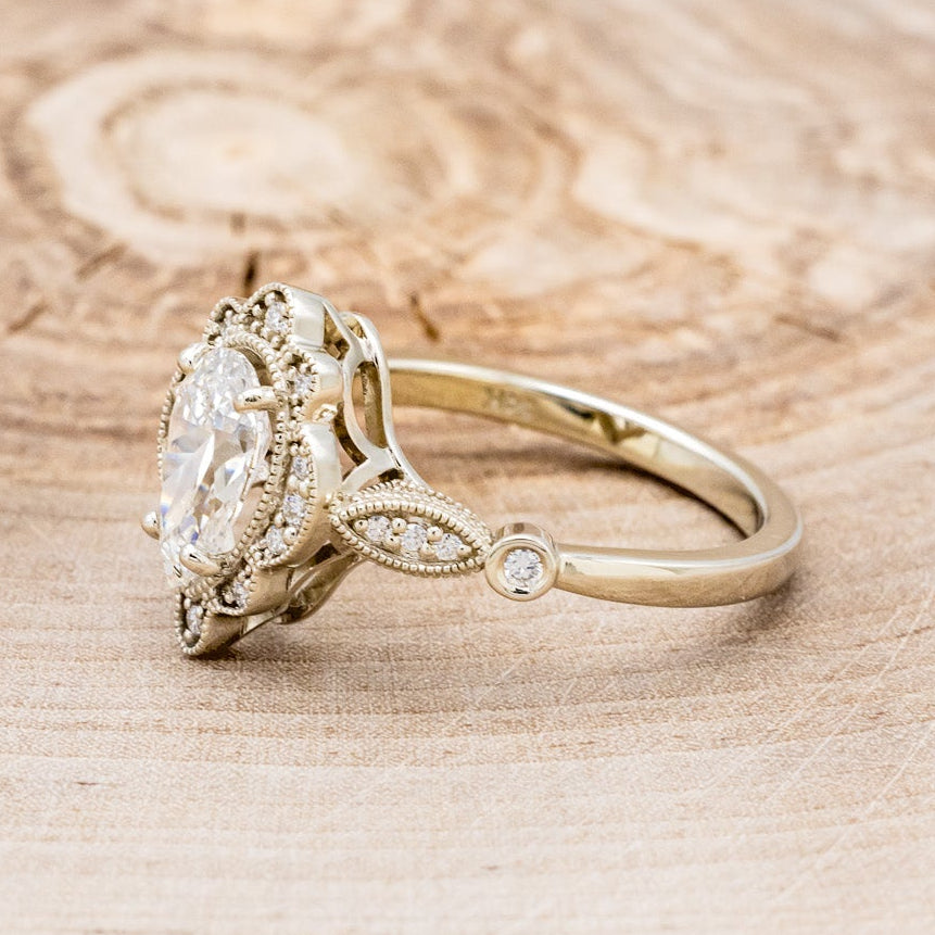 "EILEEN" - PEAR CUT LAB-GROWN DIAMOND ENGAGEMENT RING WITH DIAMOND ACCENTS-3
