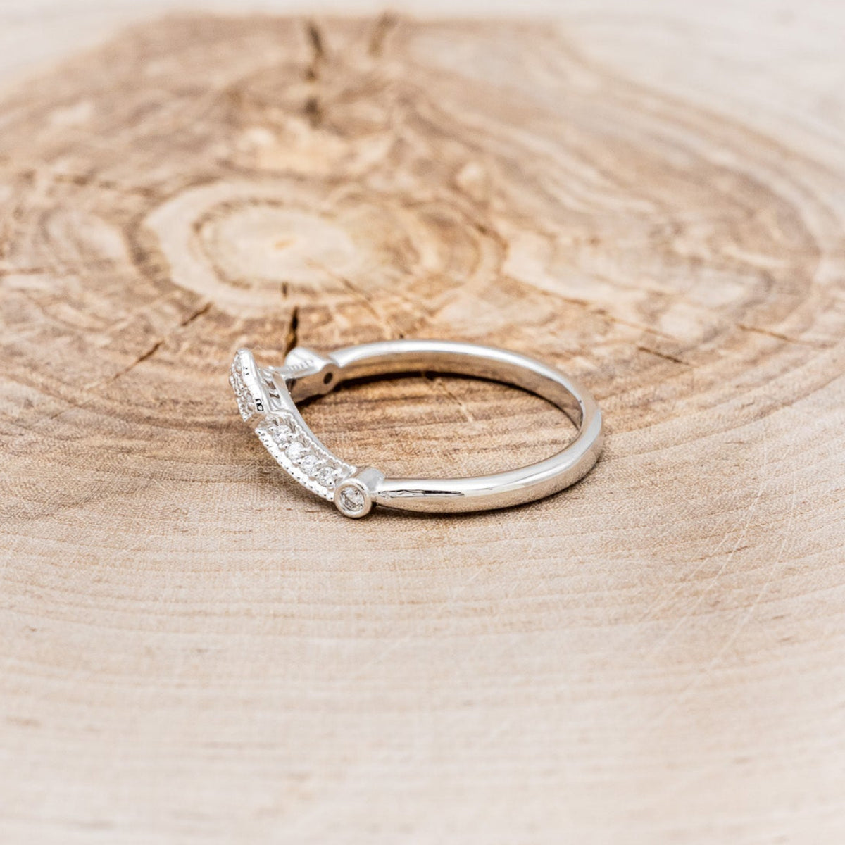 "EILEEN" - ROUND CUT MONTANA SAPPHIRE ENGAGEMENT RING WITH DIAMOND ACCENTS & TRACER-11