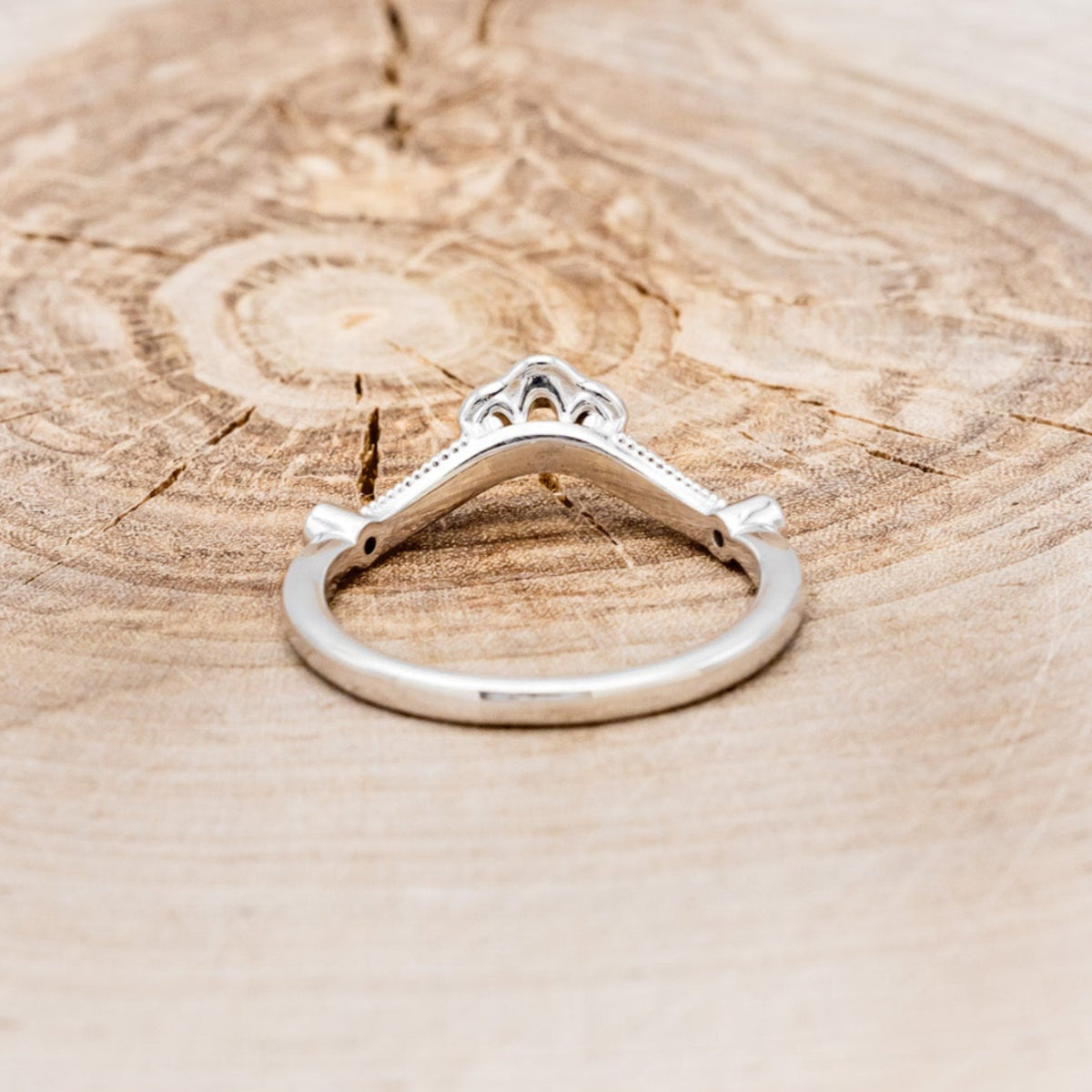 "EILEEN" - ROUND CUT MONTANA SAPPHIRE ENGAGEMENT RING WITH DIAMOND ACCENTS & TRACER-13