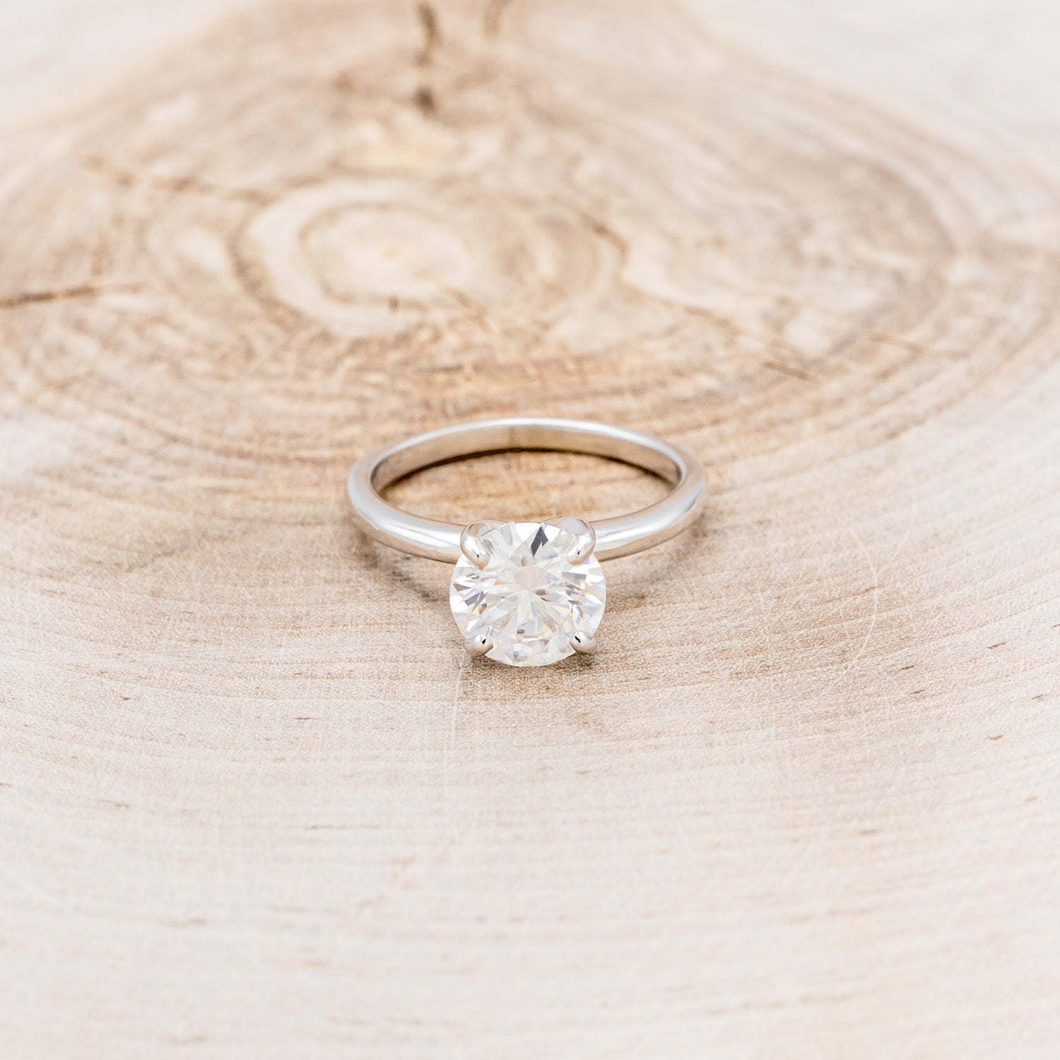 4 PRONG ROUND CUT MOISSANITE SOLITAIRE ENGAGEMENT RING-14