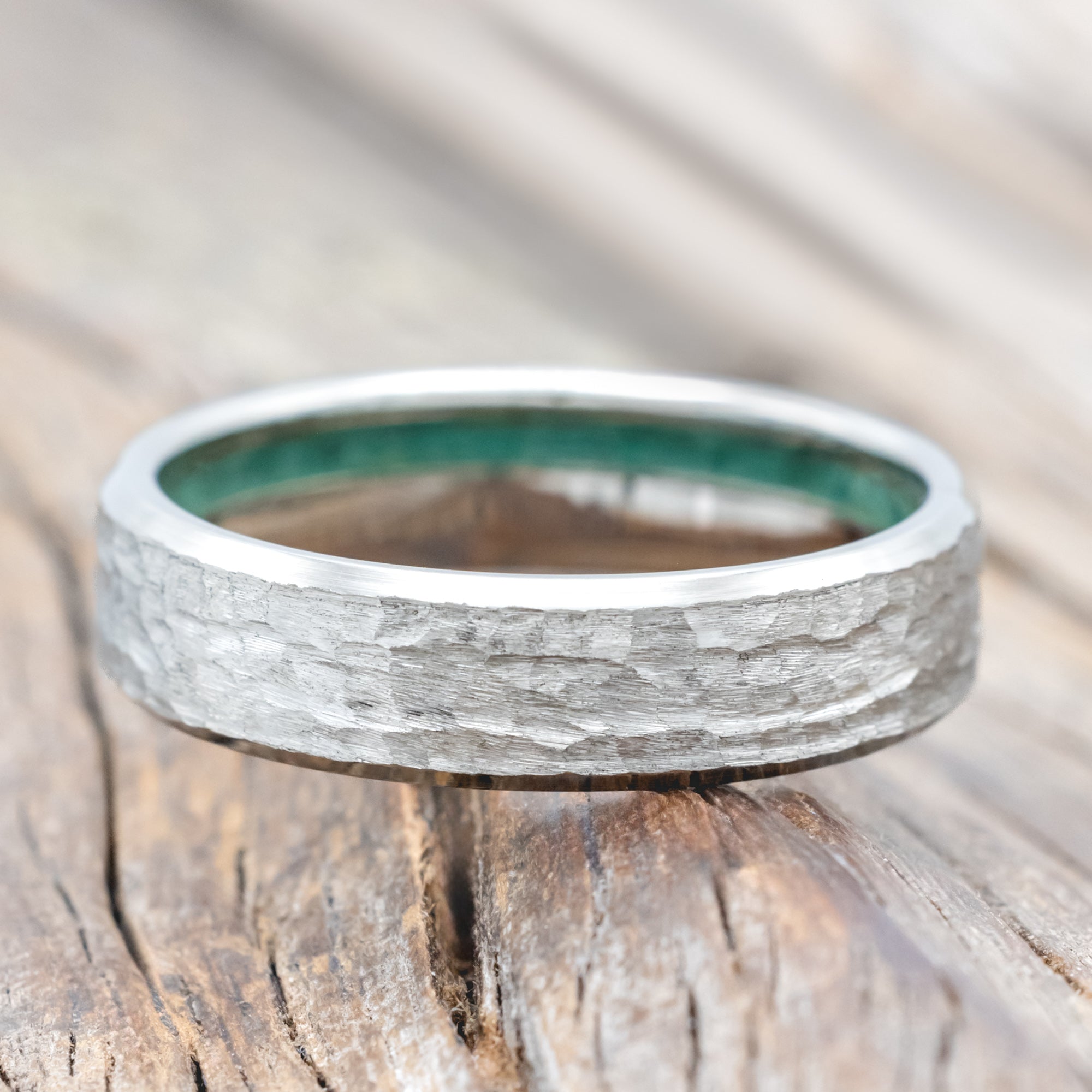 HAMMERED WEDDING BAND WITH OFFSET MALACHITE LINING-Staghead Designs