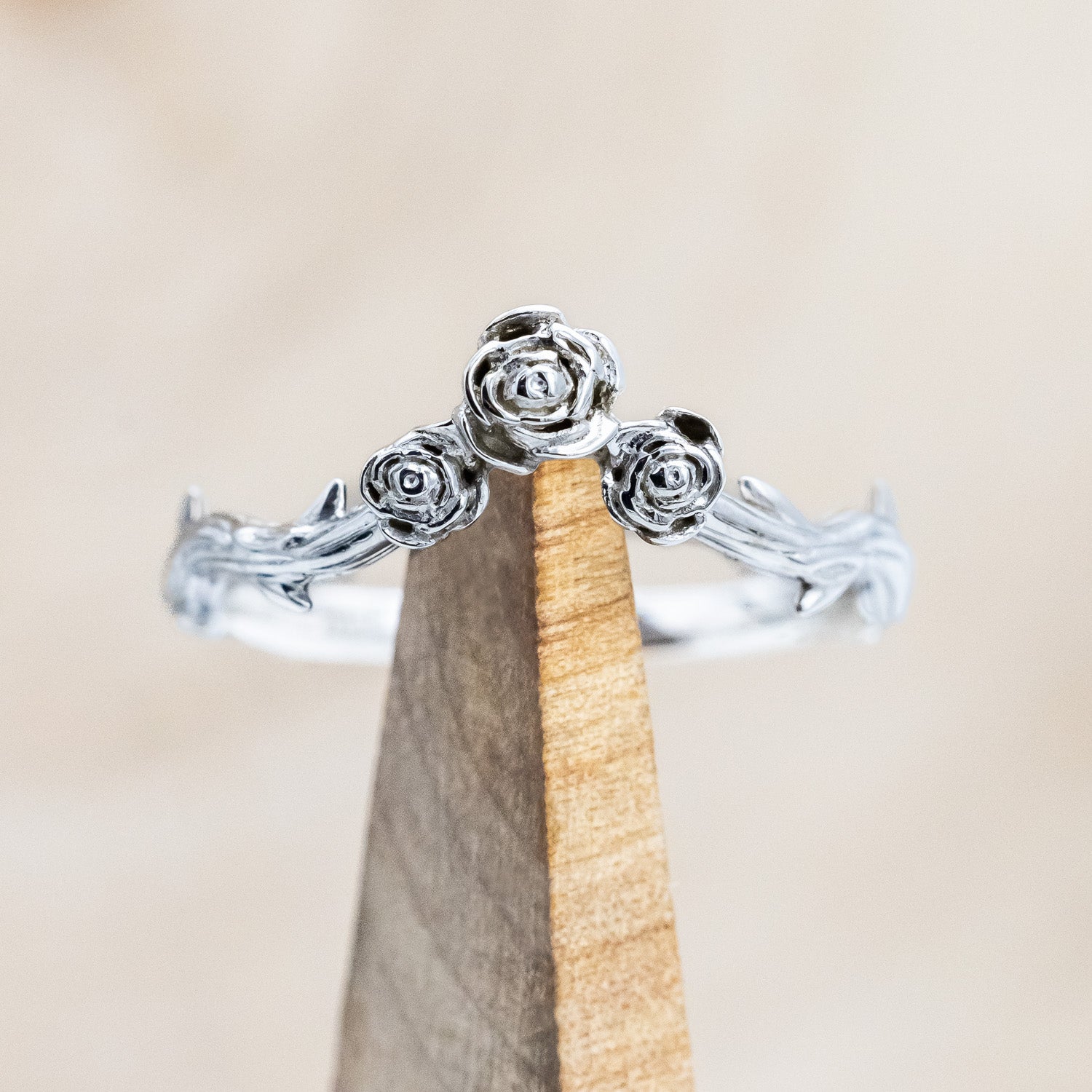 Floral Inspired Women's Tracer