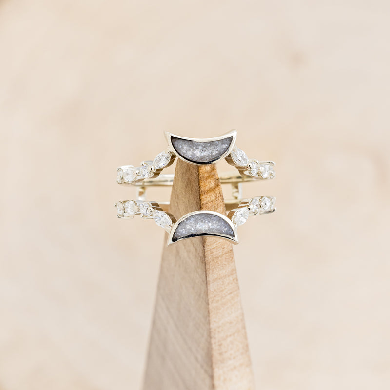 EZRA - WHISKEY BARREL OAK WITH DIAMOND DUST WEDDING RING – Staghead Designs