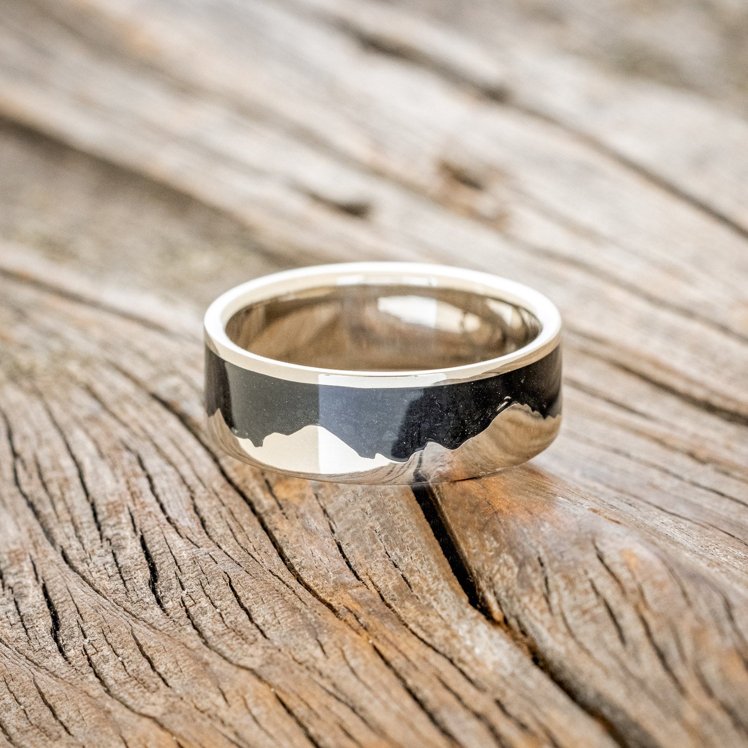 "HELIOS" - MOUNTAIN RANGE WEDDING BAND WITH JET STONE INLAY-3