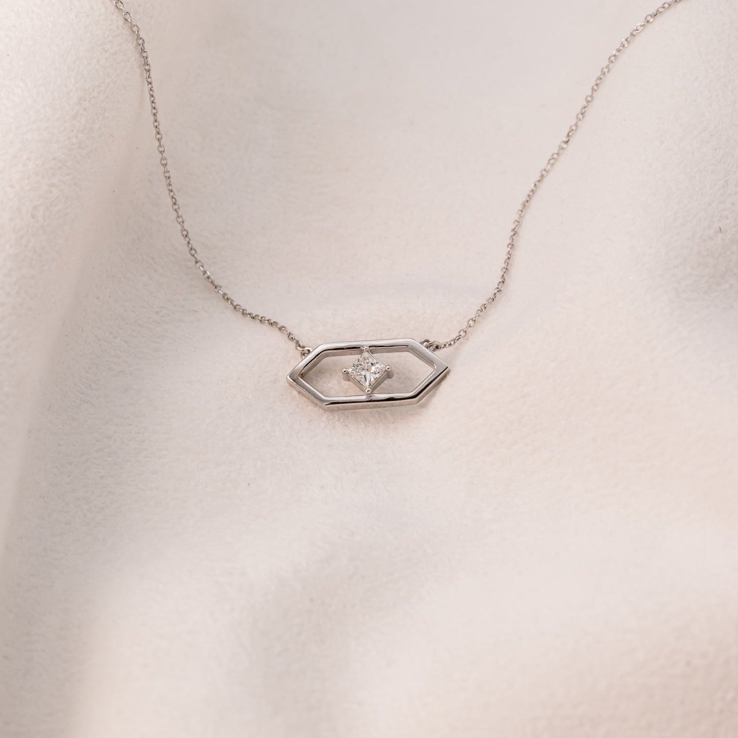 14K GOLD SINGLE DIAMOND GEOMETRIC NECKLACE-4