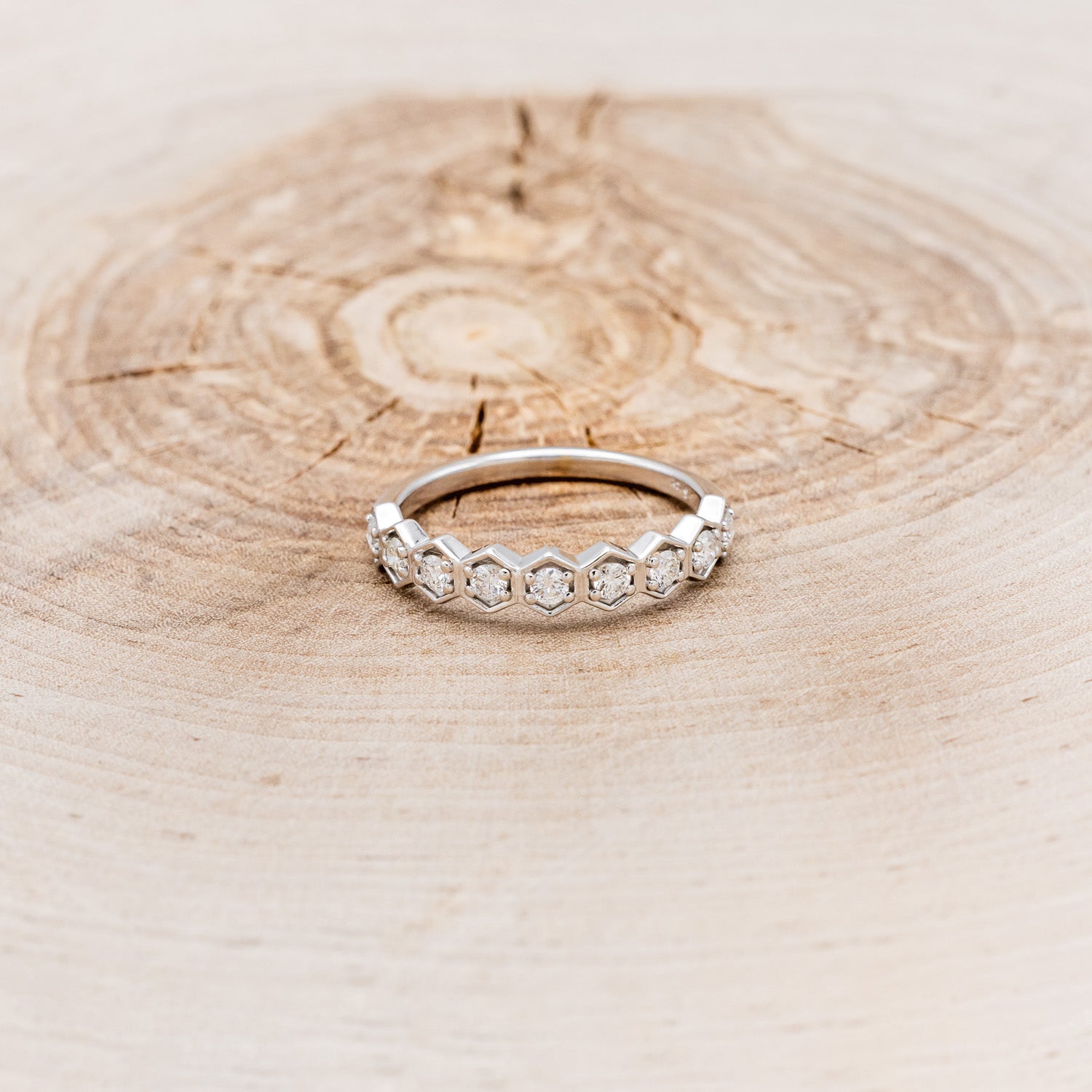 HEXAGON DIAMOND STACKING BAND-4