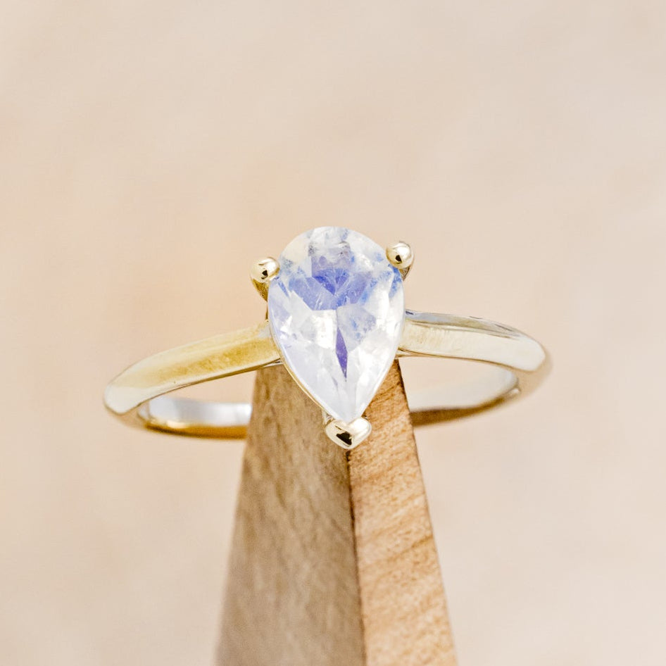 SOLITAIRE PEAR MOONSTONE ENGAGEMENT RING-7