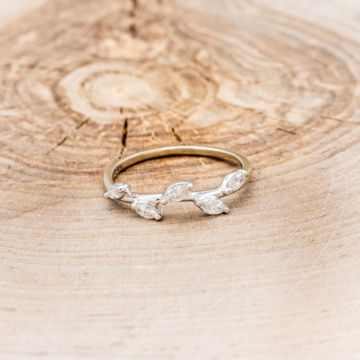 "IDHAL" - MARQUISE DIAMOND LEAF RING WITH 14K GOLD-11