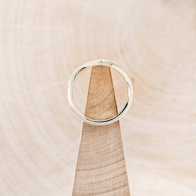 "KIDA" - V-SHAPE STACKING WEDDING BAND WITH MOSS INLAY-12