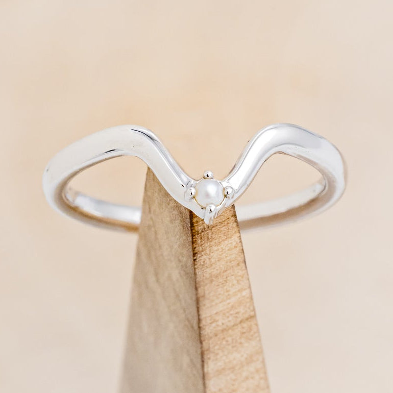 "BIANCA" - BRIDAL SUITE - KITE CUT MOSS AGATE ENGAGEMENT RING WITH PEARLS & DIAMOND ACCENTS-31