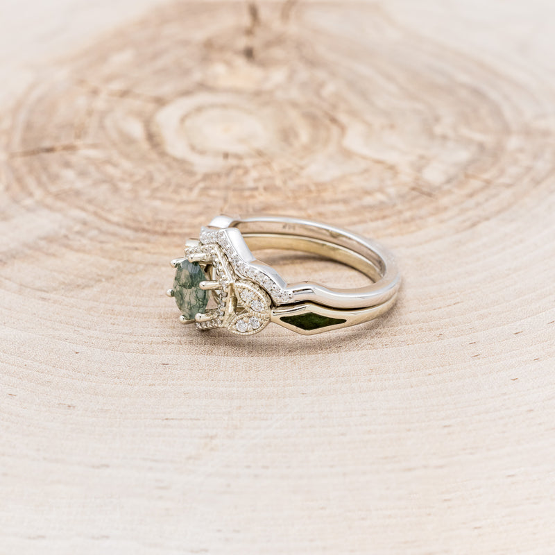 "LUCY IN THE SKY" PETITE - ROUND MOSS AGATE ENGAGEMENT RING WITH DIAMOND HALO, MOSS INLAYS AND DIAMOND TRACER-3