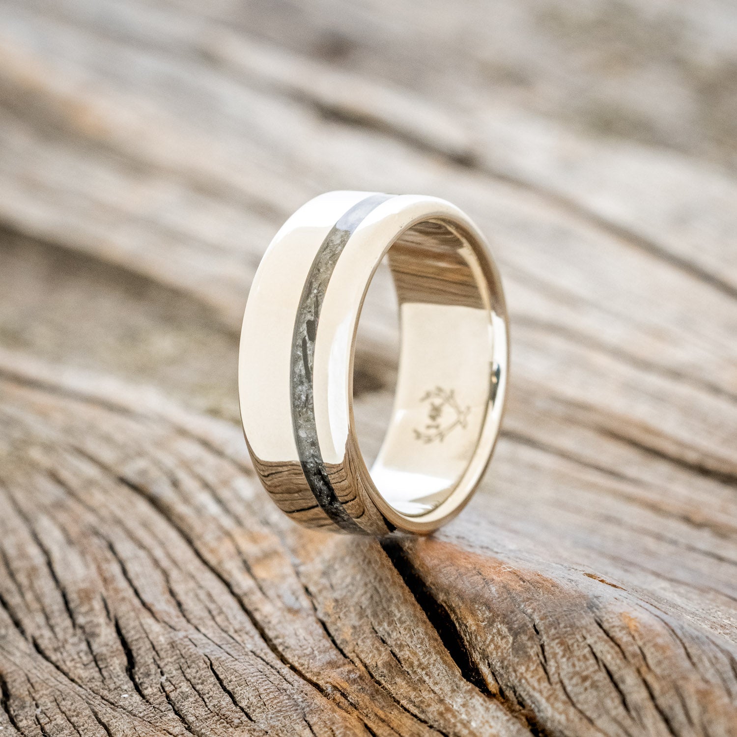 "VERTIGO" - WEDDING BAND WITH SINGLE INLAY-Staghead Designs