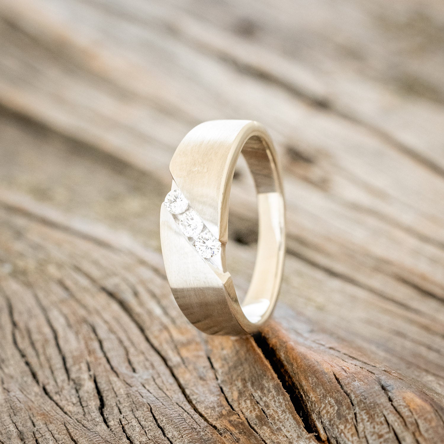 MEN'S ENGAGEMENT RING WITH THREE DIAMOND ACCENTS-4