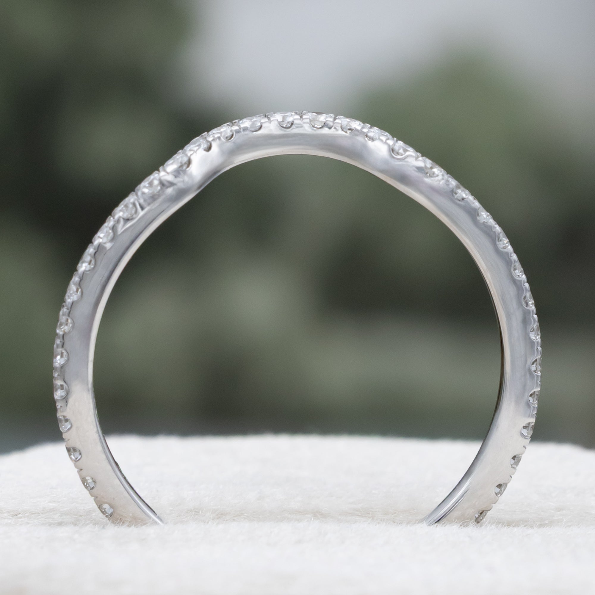 "Merrow" - Contoured Tracer With Diamond Accents-Staghead Designs