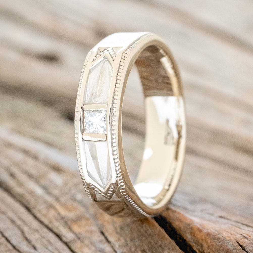 MILGRAIN PATTERN MEN'S ENGAGEMENT RING WITH A DIAMOND ACCENT