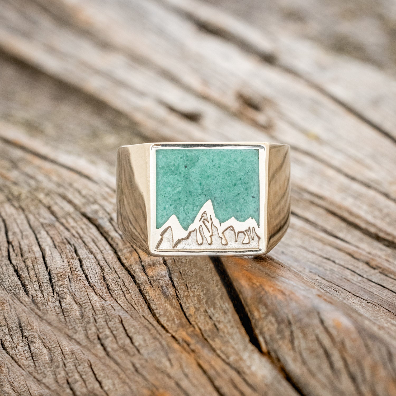 "ATLAS" - MOUNTAIN ENGRAVED WEDDING BAND WITH MALACHITE INLAY-Staghead Designs