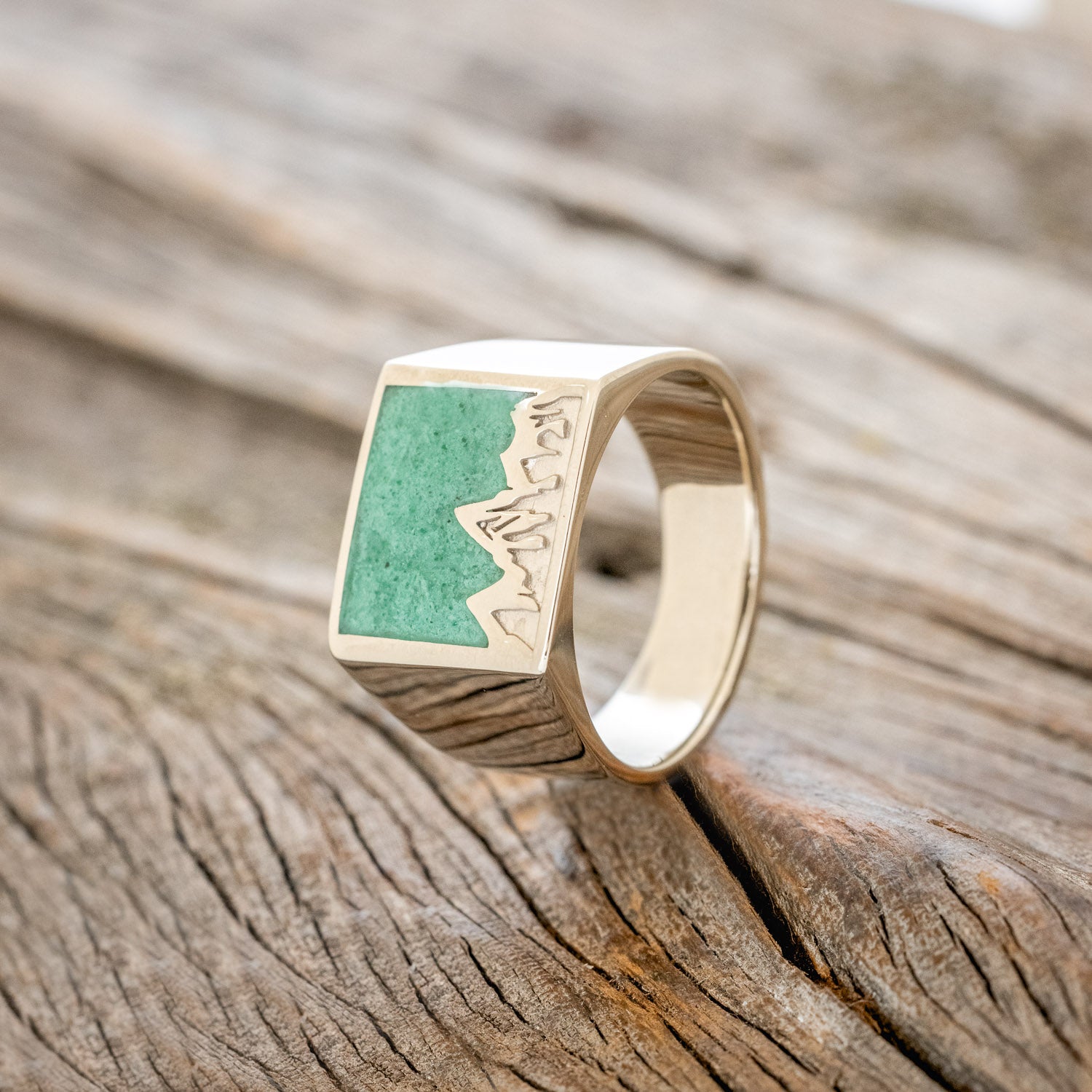 "ATLAS" - MOUNTAIN ENGRAVED WEDDING BAND WITH MALACHITE INLAY-Staghead Designs