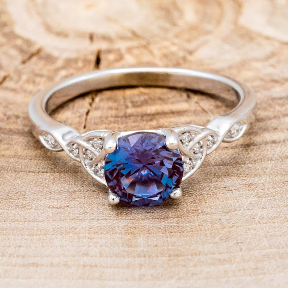 "AIFE" - CELTIC KNOT ROUND LAB-GROWN ALEXANDRITE ENGAGEMENT RING-4