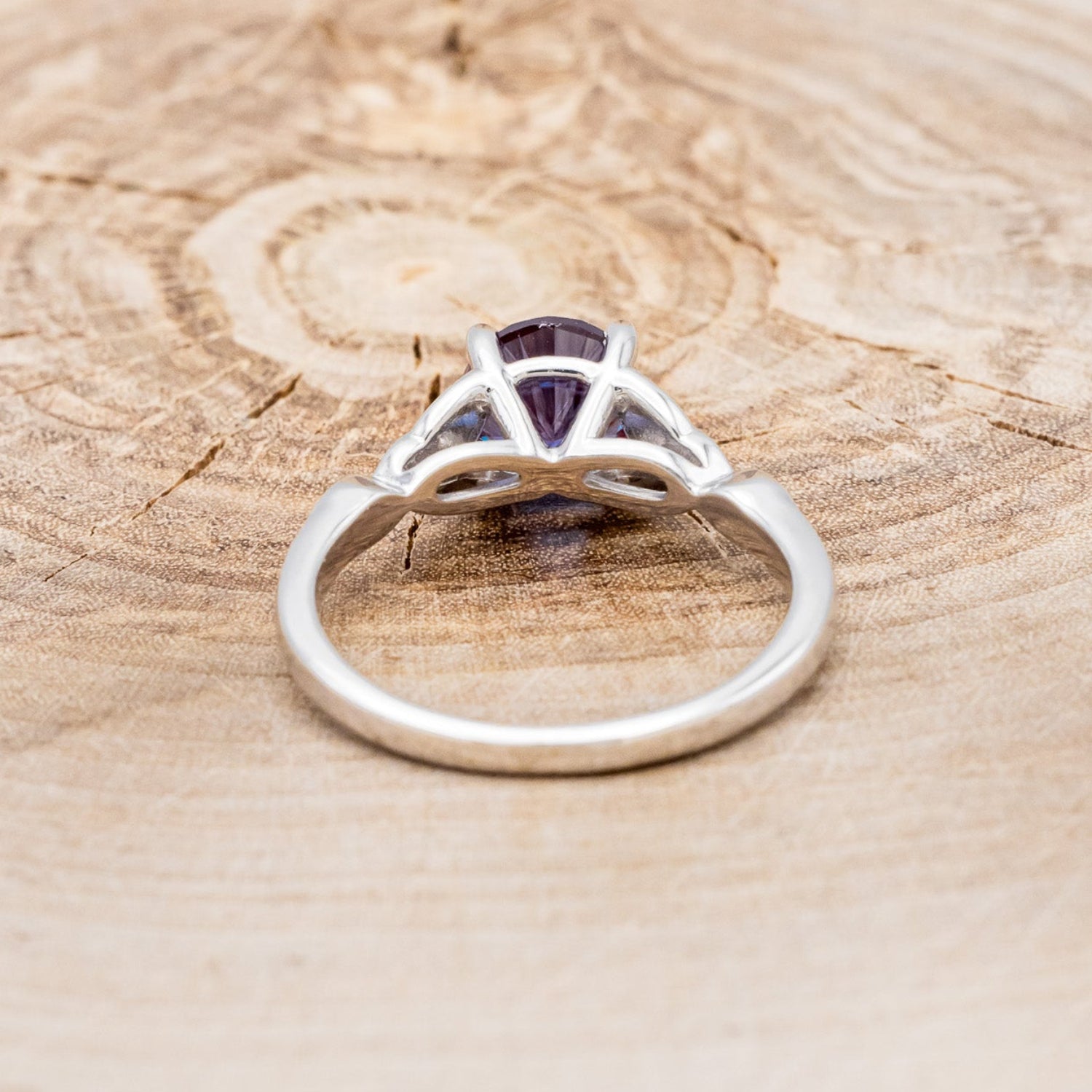 "AIFE" - CELTIC KNOT ROUND LAB-GROWN ALEXANDRITE ENGAGEMENT RING-5