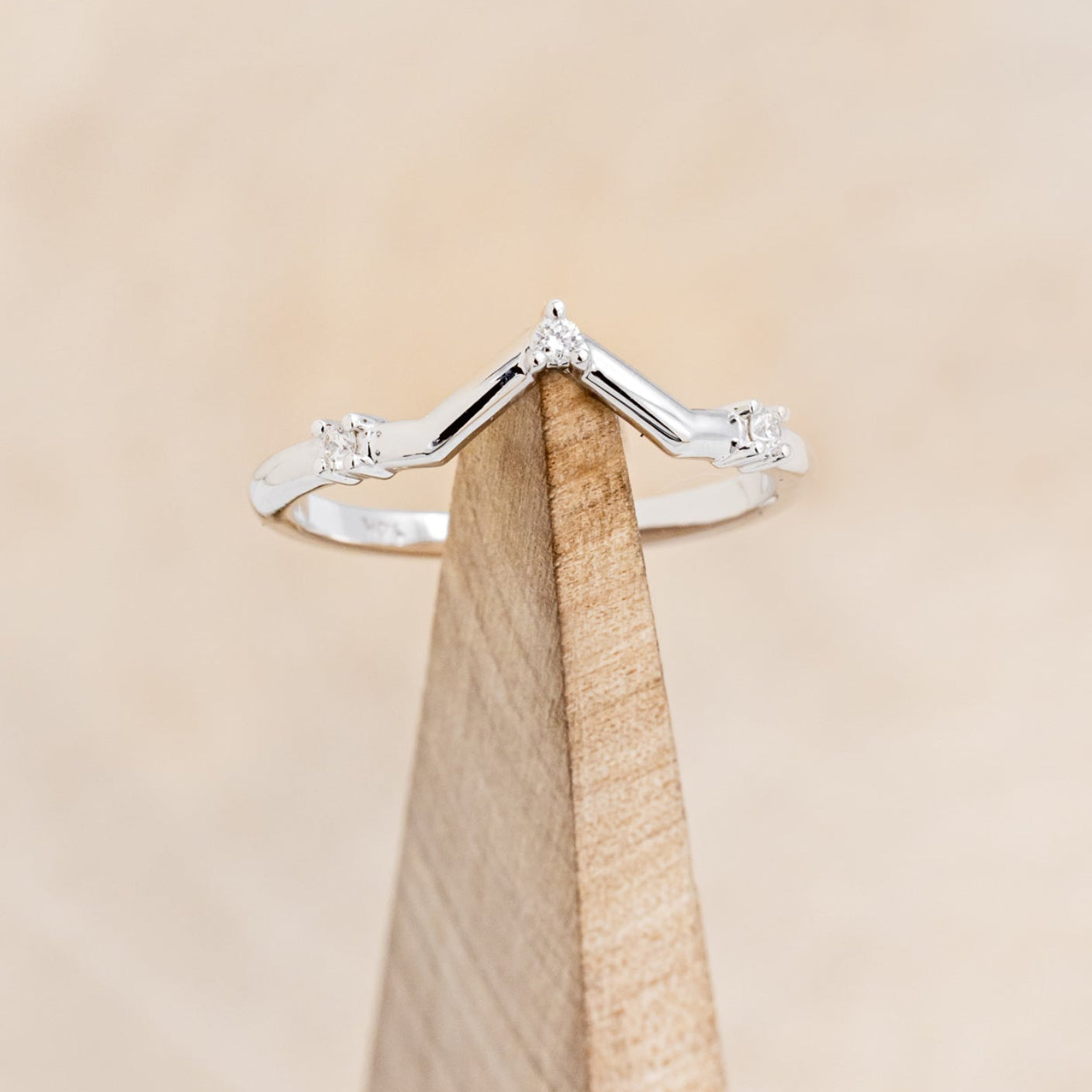 "STARLA" - ROUND CUT LAB-GROWN ALEXANDRITE ENGAGEMENT RING WITH STARBURST DIAMOND HALO & TRACER-12