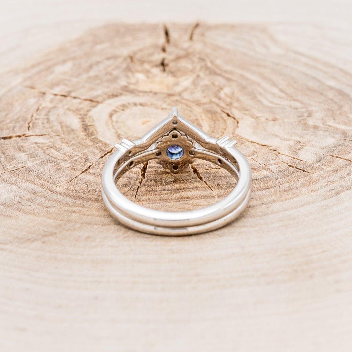 "STARLA" - ROUND CUT LAB-GROWN ALEXANDRITE ENGAGEMENT RING WITH STARBURST DIAMOND HALO & TRACER-5