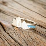 "REINHOLD" - MOUNTAIN RANGE WEDDING BAND WITH TURQUOISE RIVER - 14K WHITE GOLD - SIZE 9 3/4-1