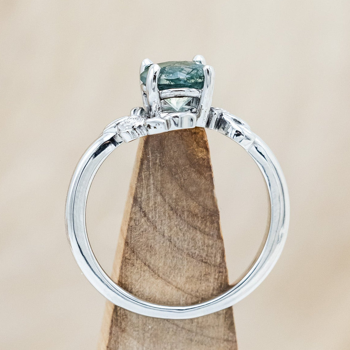 "ROSA" - ROUND CUT MOSS AGATE ENGAGEMENT RING WITH FLOWER ACCENTS-Staghead Designs