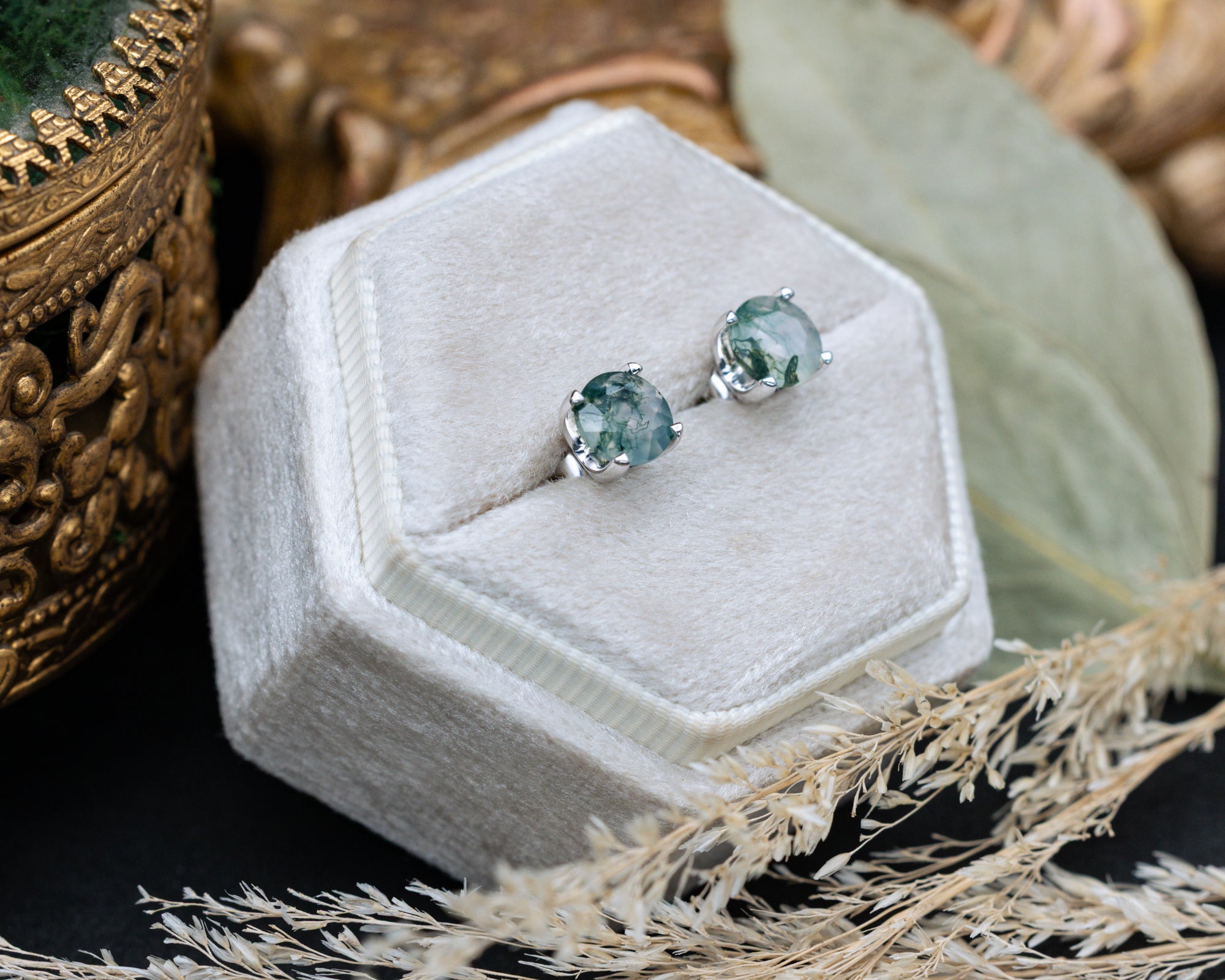 ROUND MOSS AGATE STUD EARRINGS IN 14K GOLD-Staghead Designs