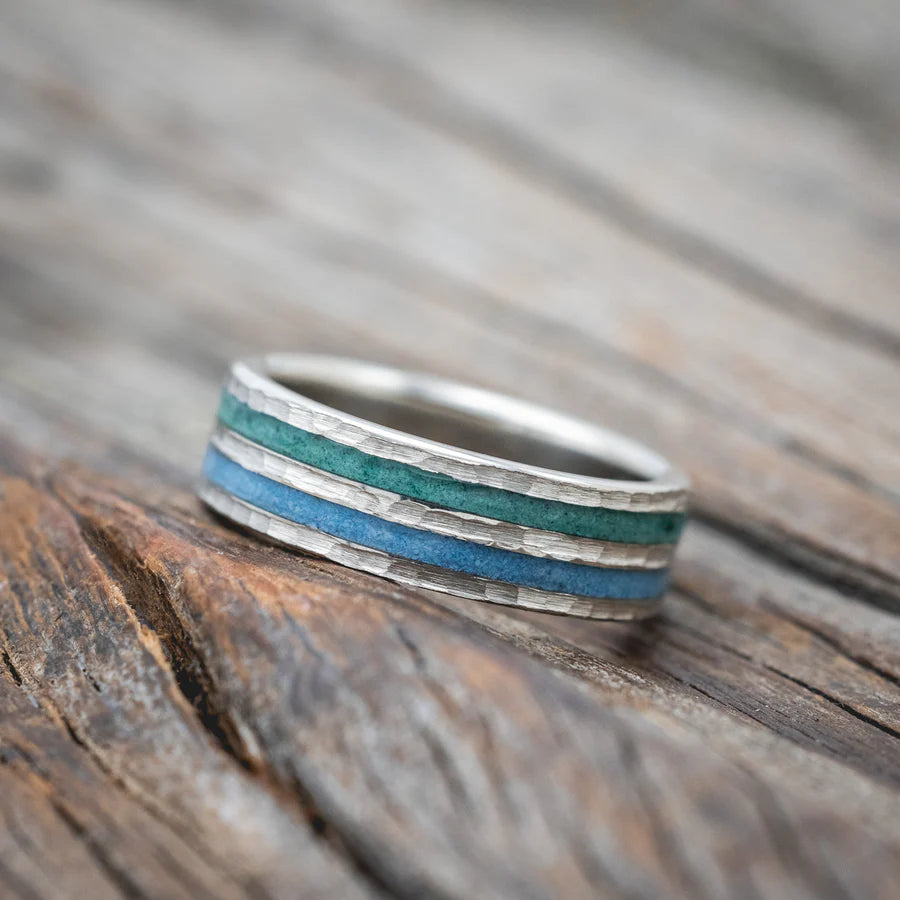 "RYDER" - TURQUOISE & MALACHITE INLAID WEDDING RING WITH A HAMMERED CENTER - 14K WHITE GOLD (6MM) - SIZE 7-Staghead Designs