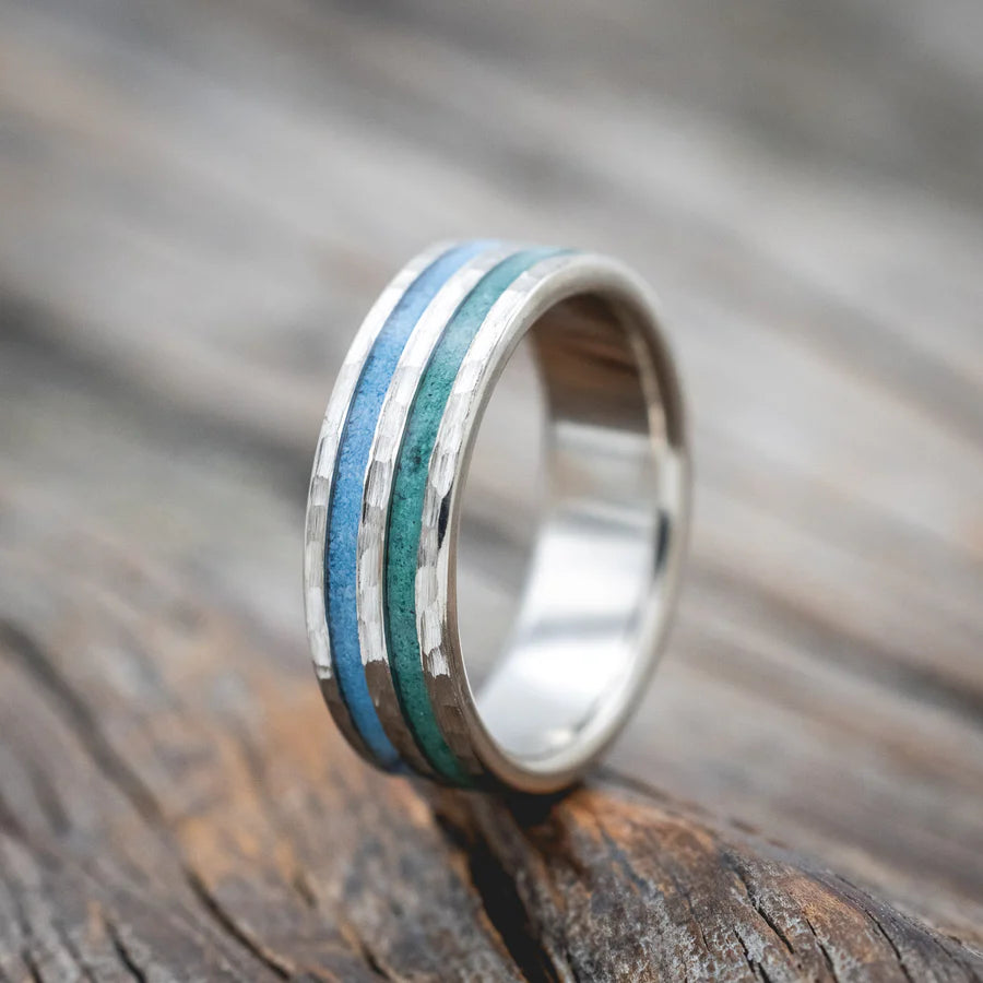 "RYDER" - TURQUOISE & MALACHITE INLAID WEDDING RING WITH A HAMMERED CENTER - 14K WHITE GOLD (6MM) - SIZE 7-Staghead Designs