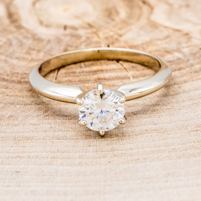 6 PRONG ROUND CUT MOISSANITE SOLITAIRE ENGAGEMENT RING-10