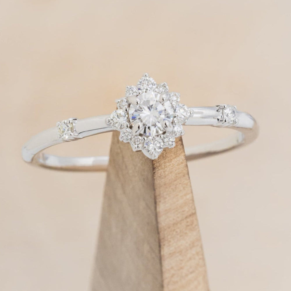 "STARLA" - ROUND CUT MOISSANITE ENGAGEMENT RING WITH STARBURST DIAMOND HALO-7