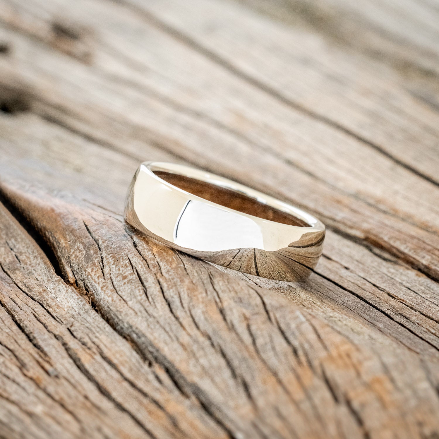 DOMED WHISKEY BARREL LINED WEDDING BAND-2