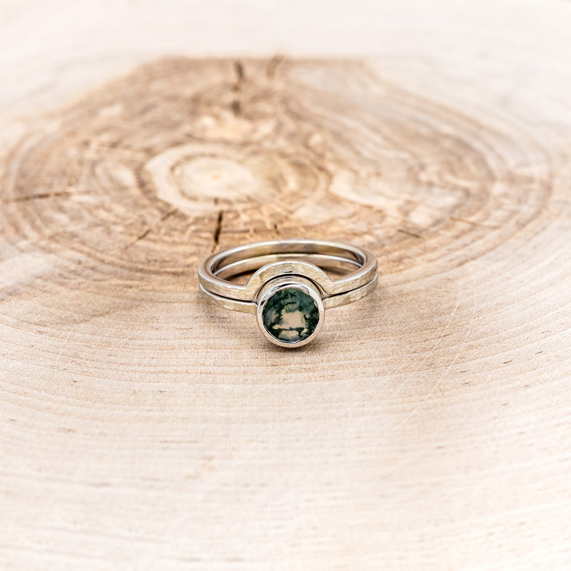 "EVELYN" - BEZEL SET MOSS AGATE SOLITAIRE ENGAGEMENT RING WITH TRACER IN A HAMMERED FINISH