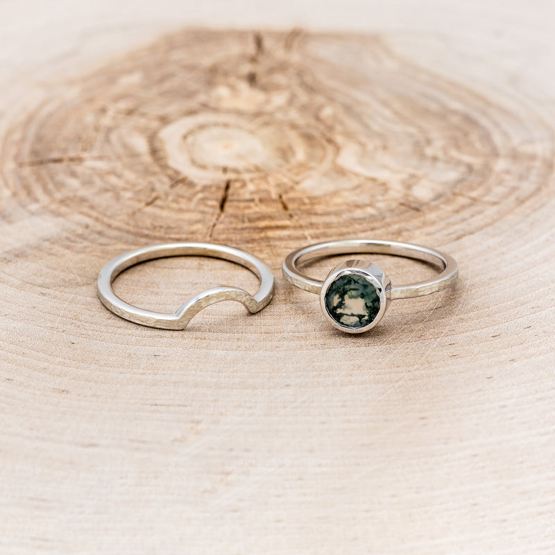 "EVELYN" - BEZEL SET MOSS AGATE SOLITAIRE ENGAGEMENT RING WITH TRACER IN A HAMMERED FINISH-7